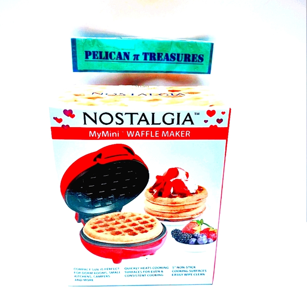 Nostalgia My Mini Waffle Maker NWT